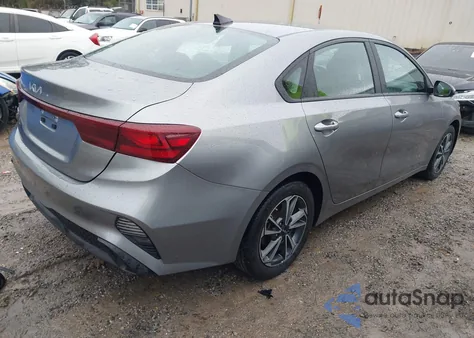 2023 Kia Forte Lxs z USA, uszkodzony, nr VIN 3KPF24ADXPE568108